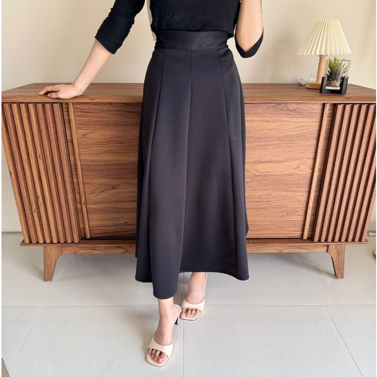 Haruka Skirt - Korean Loose Maxi Skirt Rok Wanita Anti Kusut foto 1