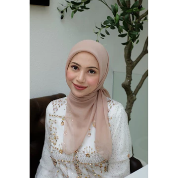 Hijab Paris Jepang Eyelash By SARAH THE LABEL