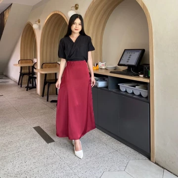 NAYNA Rok Satin Slik Premium Midi Lenght Panjang Satin Skirt Rok Slik Korean Style Basic Wanita