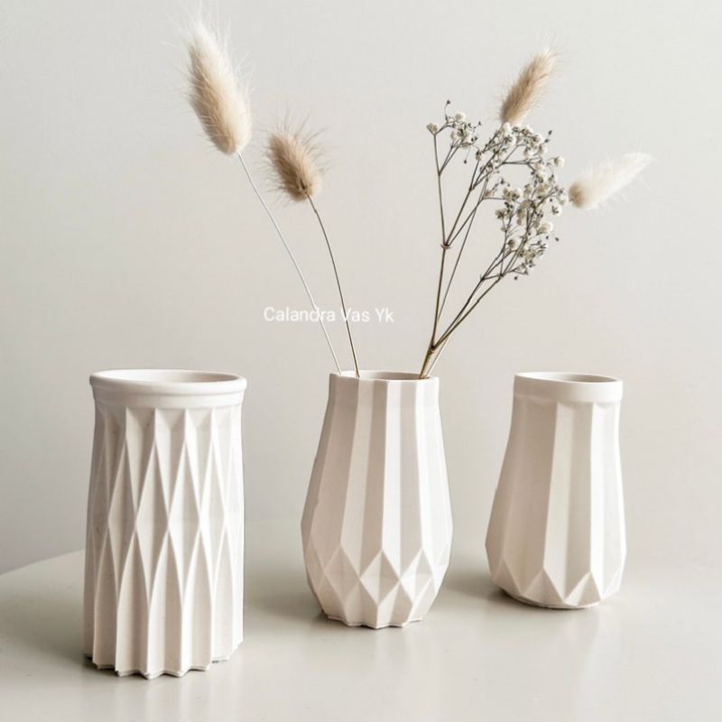 Striped Vase Mini / Souvenir Vas Bunga