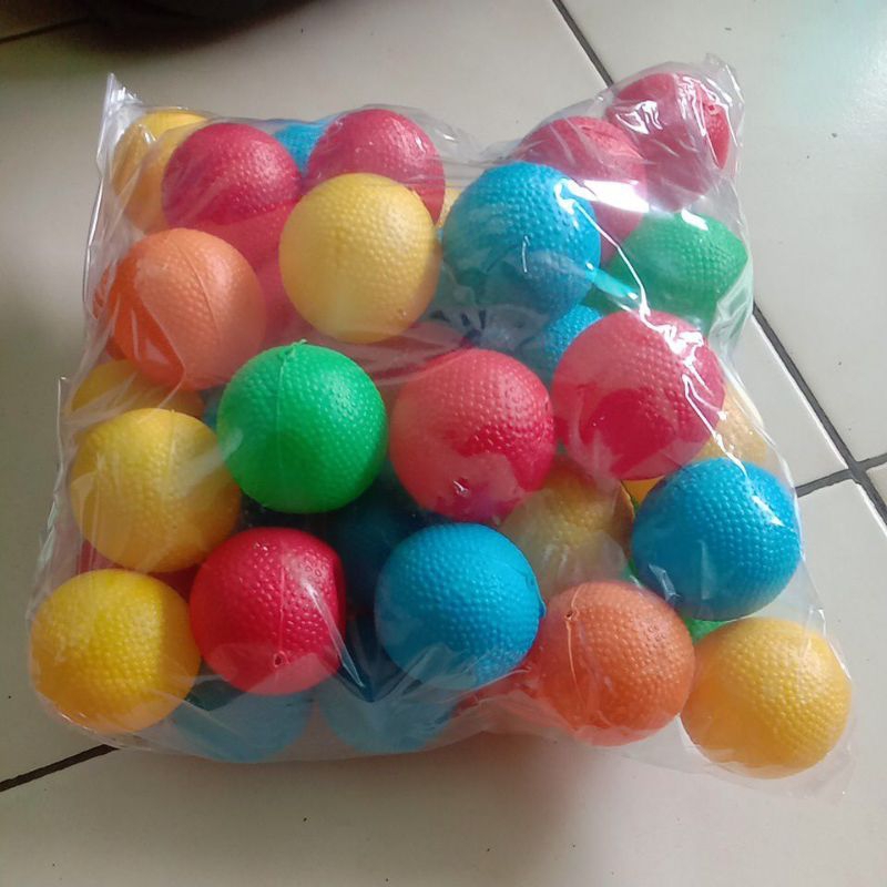 Jual Bola warna warni isi 50 Kecil | Shopee I…