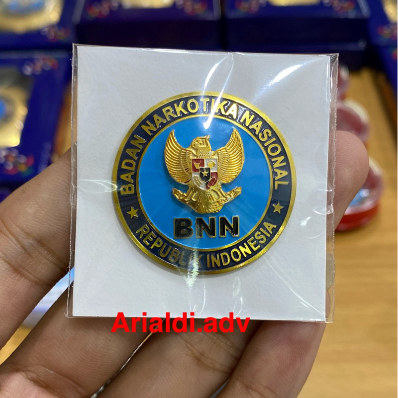Jual pin BNN kuningan sepuh emas magnet pin bnn kuningan magnet ...