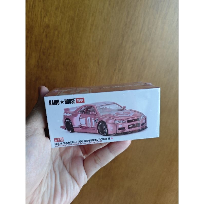 Jual MINI GT 128 Nissan Skyline GTR R34 Kaido Racing Factory V1 Pink ...