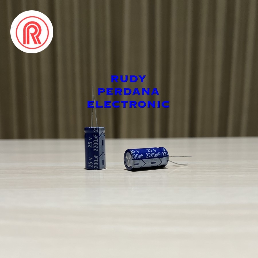 2 Condensatori Audio Nichicon UKA1E222MHD 2200uF 25V – Serie UKA Per Amplificatori