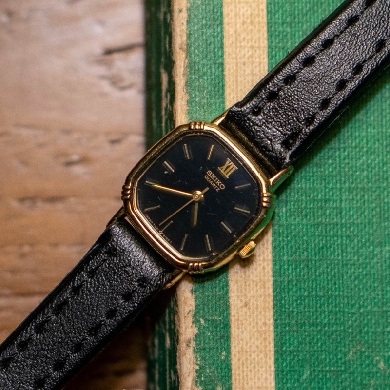 Jual Seiko Quartz Roman Dial Jam Vintage - Second | Shopee Indonesia