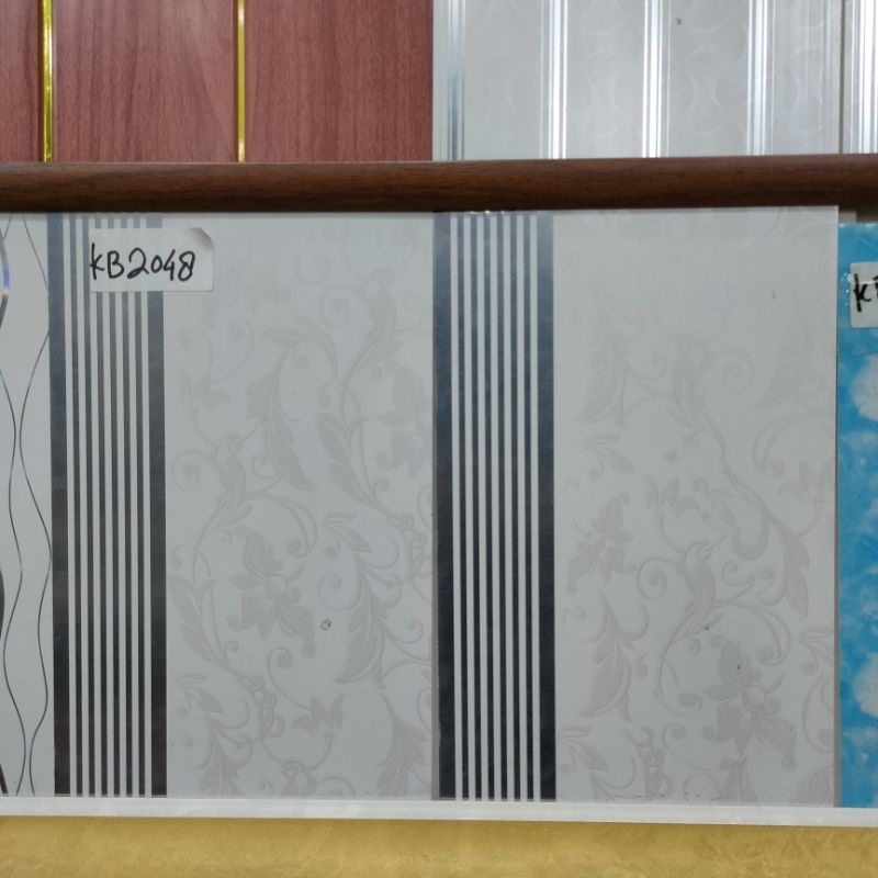 Jual PLAFON PVC UKURAN 20CM X 4M, 20CM X 5M, 20CM X 6M | PLAFON ANTI ...