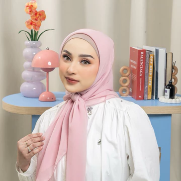 Nathelabel Poly Plain Paris Hijab Square (Hijab Segi Empat Poly Chiffon)