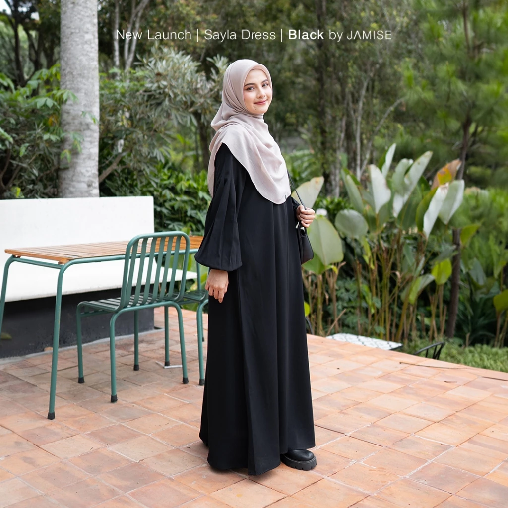 Detail bahan Gamis Jamise Sayla Dress Abaya Simple Lengan Puff Karet yang nyaman