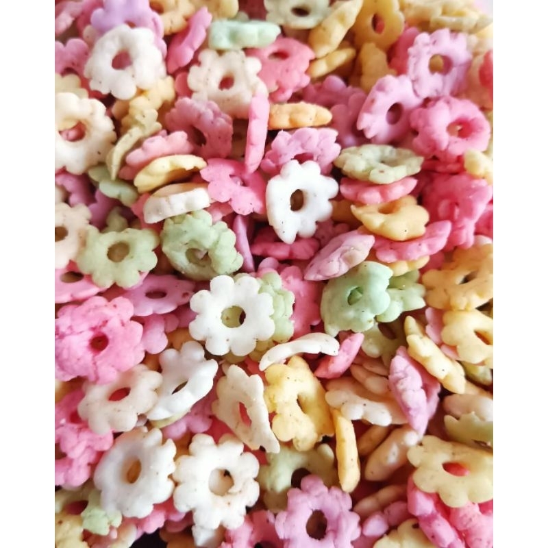Jual Pilus Sakura Warna Warni Ajisan 250gram Snack Jadul Kembang Ribut ...