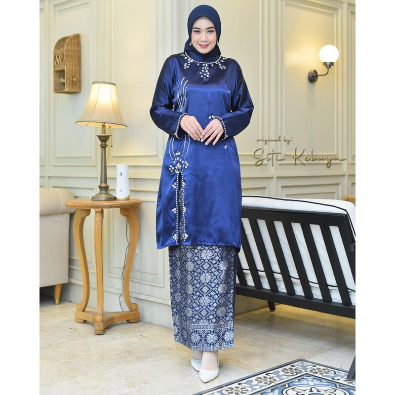 Jual (Ready)Setelan Kebaya Kurung Melayu Belah Pinggir Model Payet ...