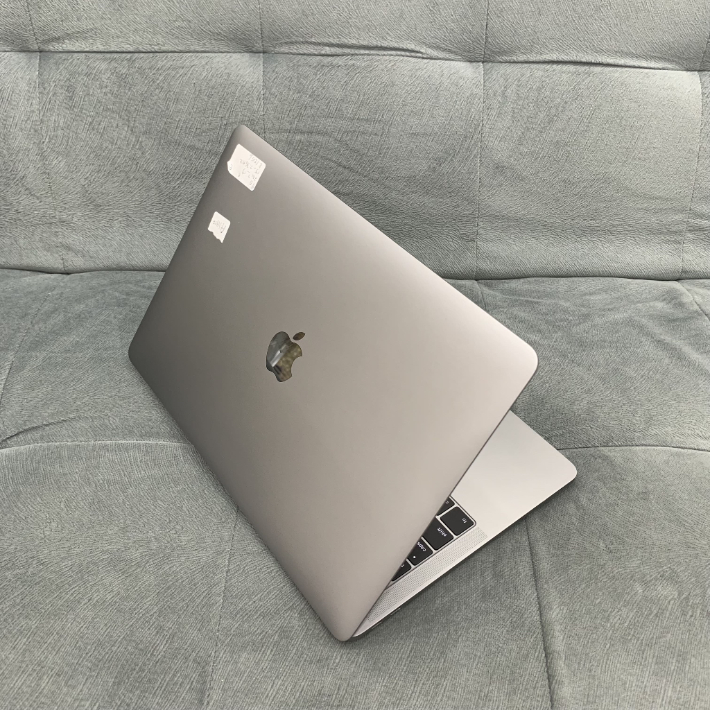 Jual MACBOOK M1 PRO 14” & 16" - SPEK DEWA | Shopee Indonesia