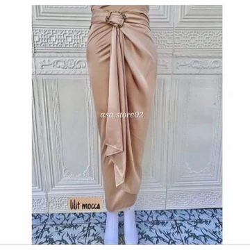 Rok Lilit Satin Kebaya Polos Rok Wisuda Bawahan Wanita