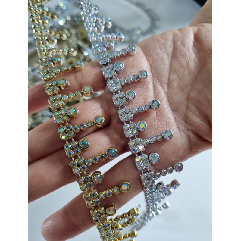 Jual Aplikasi Renda Berlian Kristal Bahan Dasar Plastik Model Rumbai ...