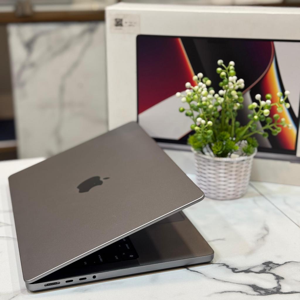 Jual MacBook Pro 2021 | CHIP M1 PRO | 14 inch - 16 inch | RAM 16/32 ...