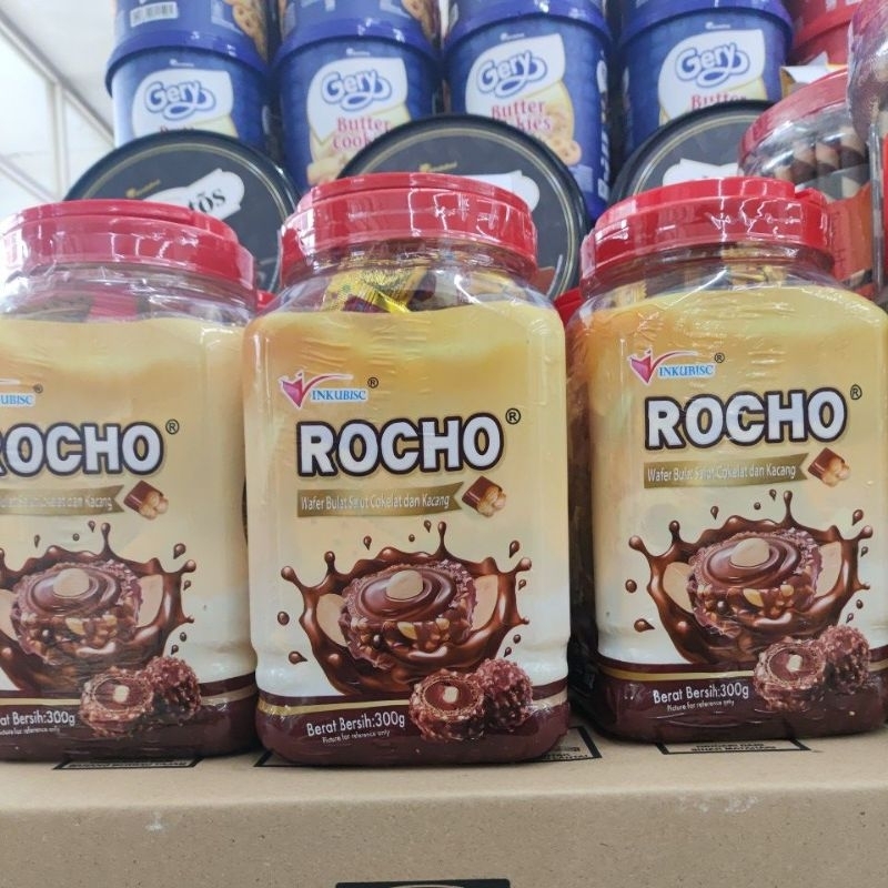Jual ROCHO WAFER BULAT COKLAT KACANG 300GR | Shopee Indonesia