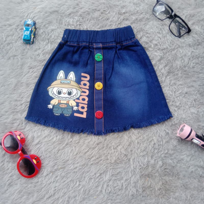 Jual ROK JEANS ANAK RAWIS KARAKTER LABUBU USIA 1-6TAHUN | Shopee Indonesia