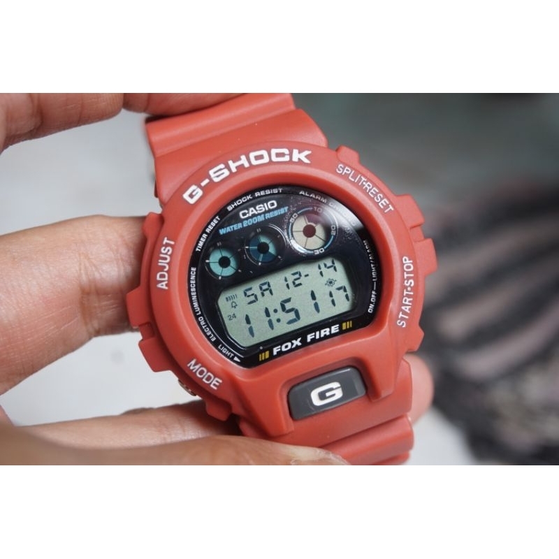 G Shock Fox Fire Dw 6900 Casio G-Shock DW-6900b-9 DW-6900b9 DW-6900b