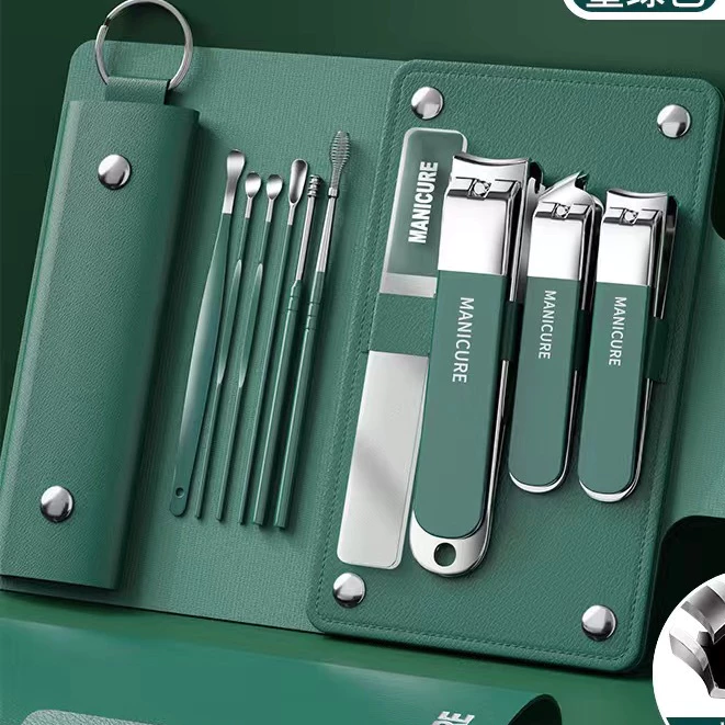 Gunting kuku set 4in1 dengan desain anti berceceran