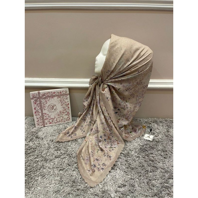 Hijab Voal Motif Syeerah Series Bungatta Terbaru Box