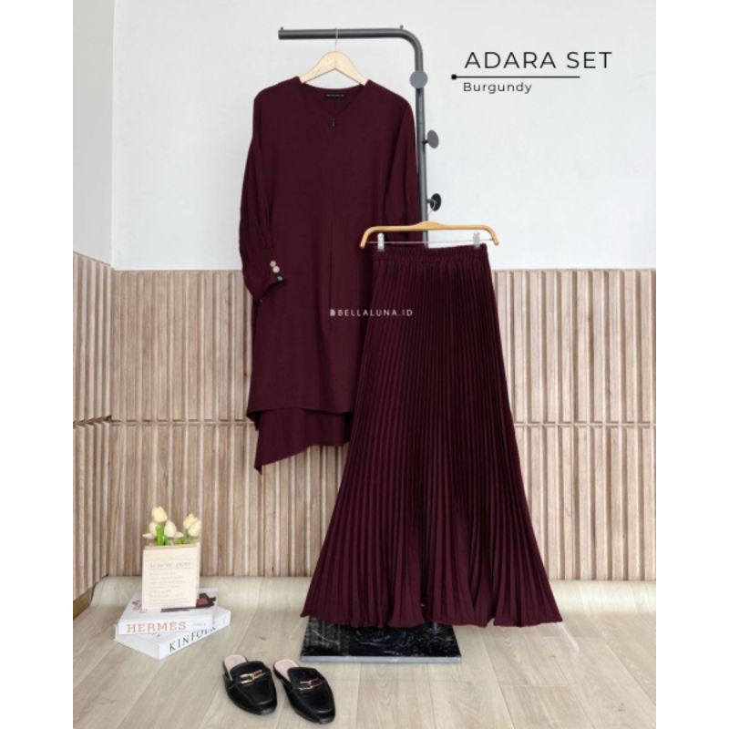 Jual ADARA SET BELLALUNA/ ROK PLISKET/ TUNIK ROK | Shopee Indonesia