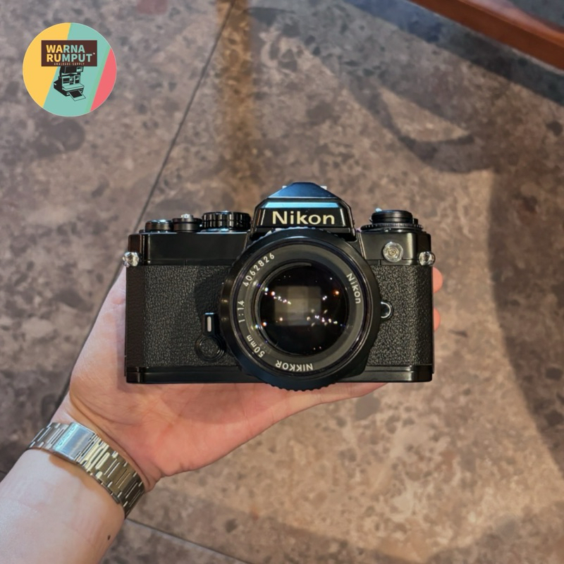 Nikon FEフィルムカメラ Nikkor 50mmレンズ（Nikonのフィルム