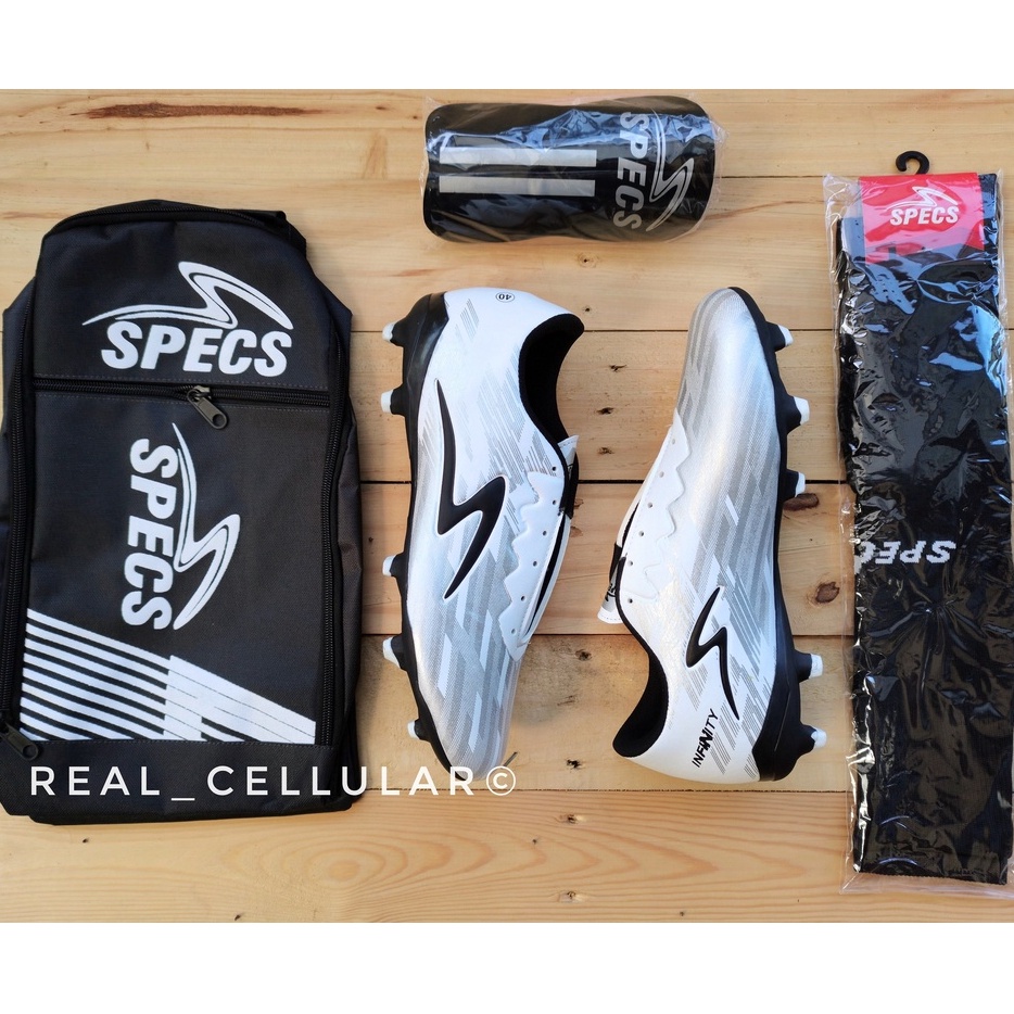 Jual Baru Laris Paket Komplit In Sepatu Bola Specs Seri Terbaru Sepatu Sepakbola Spcs