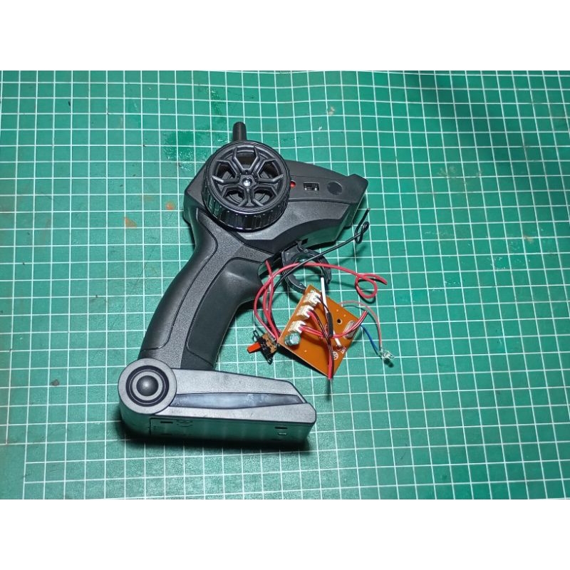 Jual Remot+receiver 2.4ghz 4wd ( NEW ) | Shopee Indonesia