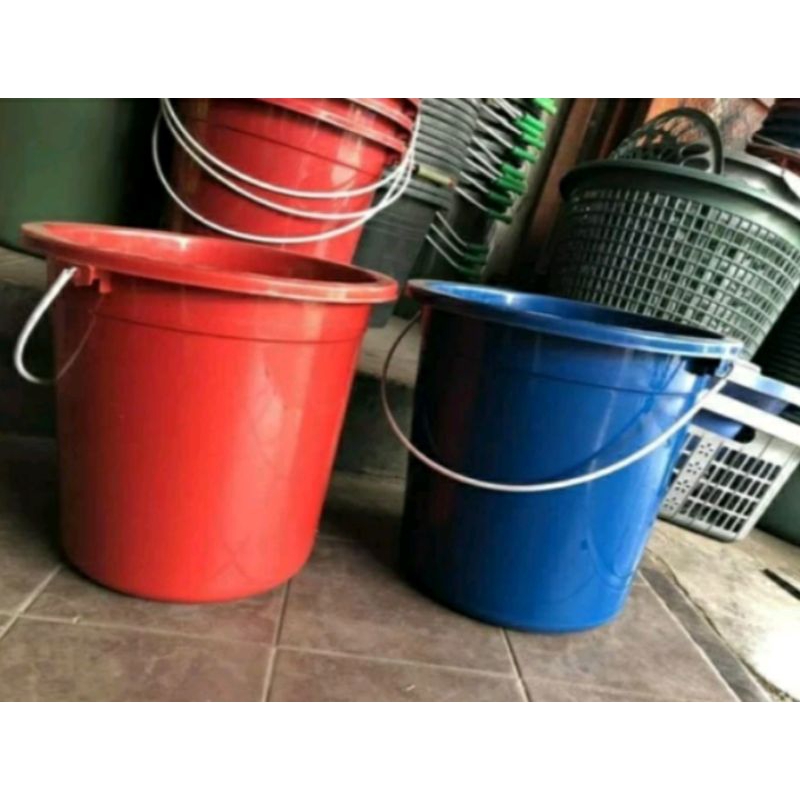 Jual Ember plastik murah warna tanpa tutup/ukuran 4 galon/ukuran 3 ...