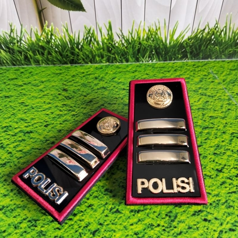 Jual PANGKAT PDH POLISI IPDA, IPTU, AKBP KAIN AKRILIK LIS MERAH LUXURY ...