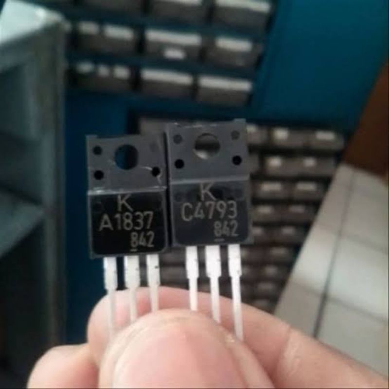 Transistors A1837 + C4793 TO-220F - Lot De 5 Paires Pour Amplificateurs Audio - 6