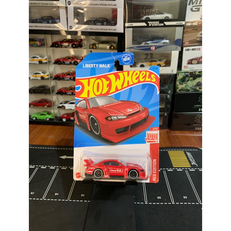 Jual HOTWHEELS LB Super Silhouette Nissan Silvia (S15) LBWK Red Edition ...