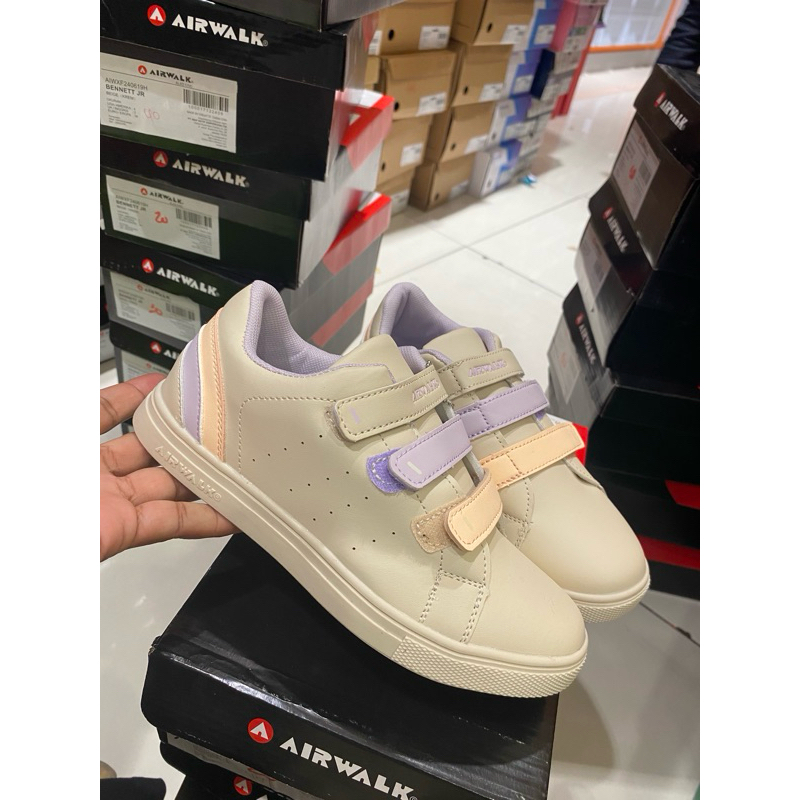 Jual Sepatu Airwalk Jr White Original (RESTOK) Shopee Indonesia