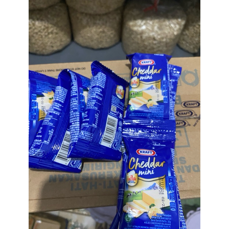 Jual KEJU KRAFT MINI 30 gr x 8 pcs ( 1 RENCENG ) | Shopee Indonesia