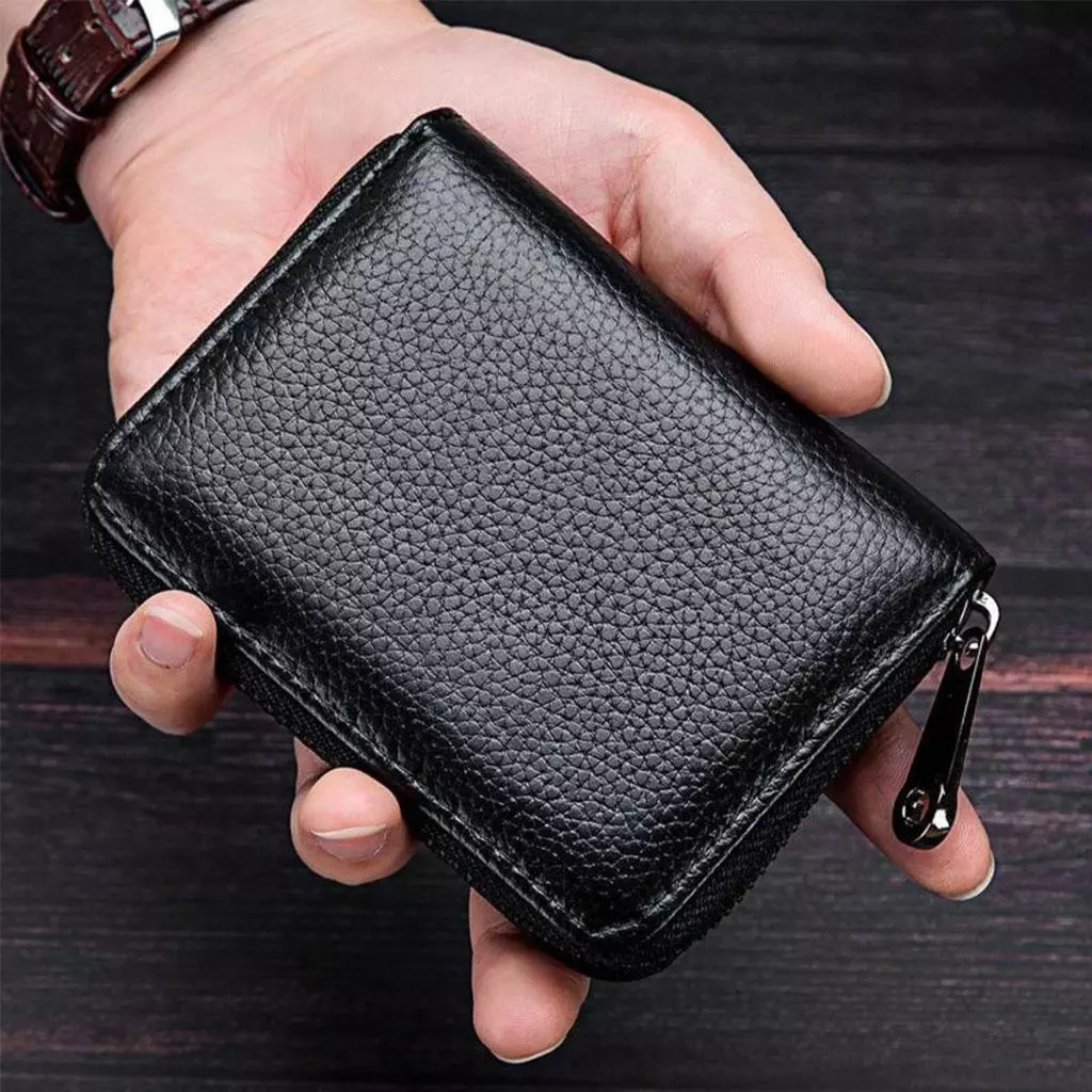Dompet tampak belakang