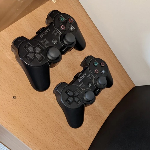Jual Wall mount DualShock 3 Plasystation 3 PS3 Controller Clip Mount ...