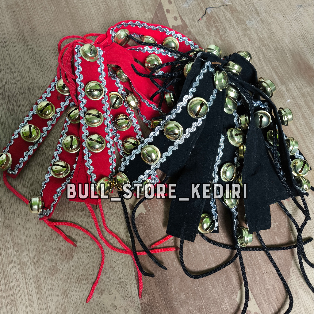 Jual Klintingan Gongseng Kain Spon Merah Hitam Jaranan Gelang Kaki ...