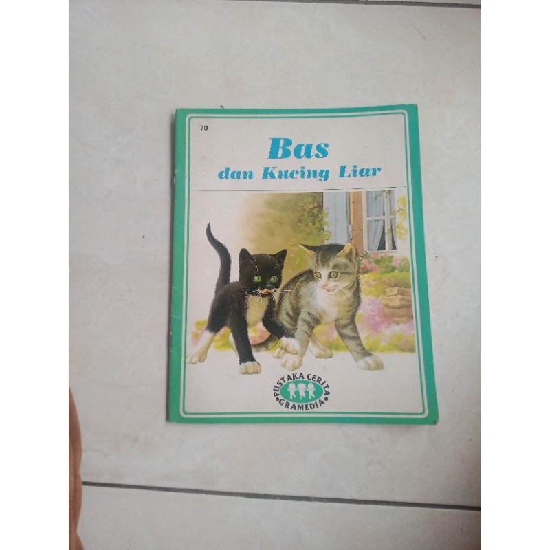 Jual Buku Bas dan kucing liar | Shopee Indonesia
