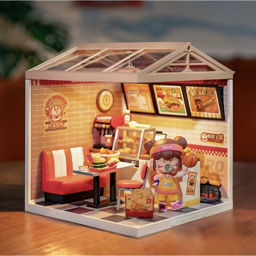 Rolife Super Creator Mini maison en plastique à monter soi-même 3 en 1 en forme de L