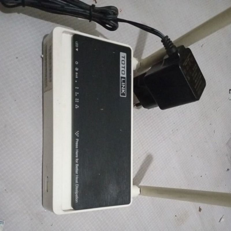 Jual Router Totolink N300RT dan N200RE V4 Bekas kondisi masih bagus ...