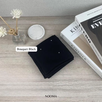 NOOMA Paris Japan Swarovski Hijab Segiempat Premium
