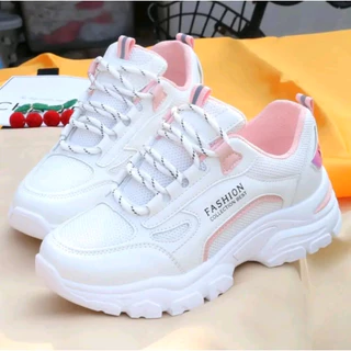 Sepatu Wanita Sneakers Putih Keren Korea 2025