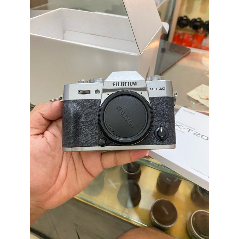 Jual FUJIFILM XT20 BODY ONLY MULUS BUKAN XT3 XT4 XT5 XT30 XT10 | Shopee ...