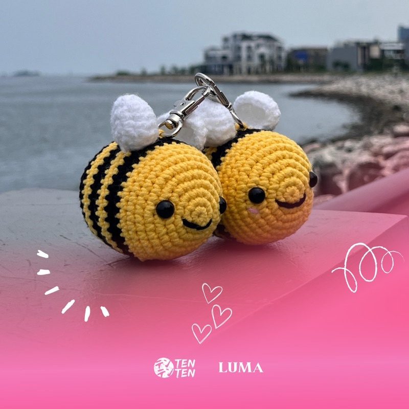 Jual (Pre-Order) TENTEN X LUMA - Kissing Bee Magnetic Crochet Key Chain ...