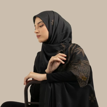 Wulang Narawangsa Hijab Segi Empat Bamboo Black Kerudung Segi Empat Hijab Motif Segi Empat