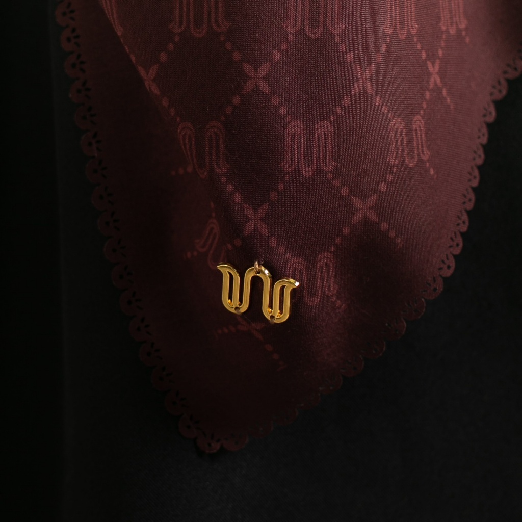 Wulang Narawangsa Hijab Segi Empat Monogram Maroon Kerudung Segi Empat Hijab Motif Segi Empat Hijab Voal Premium