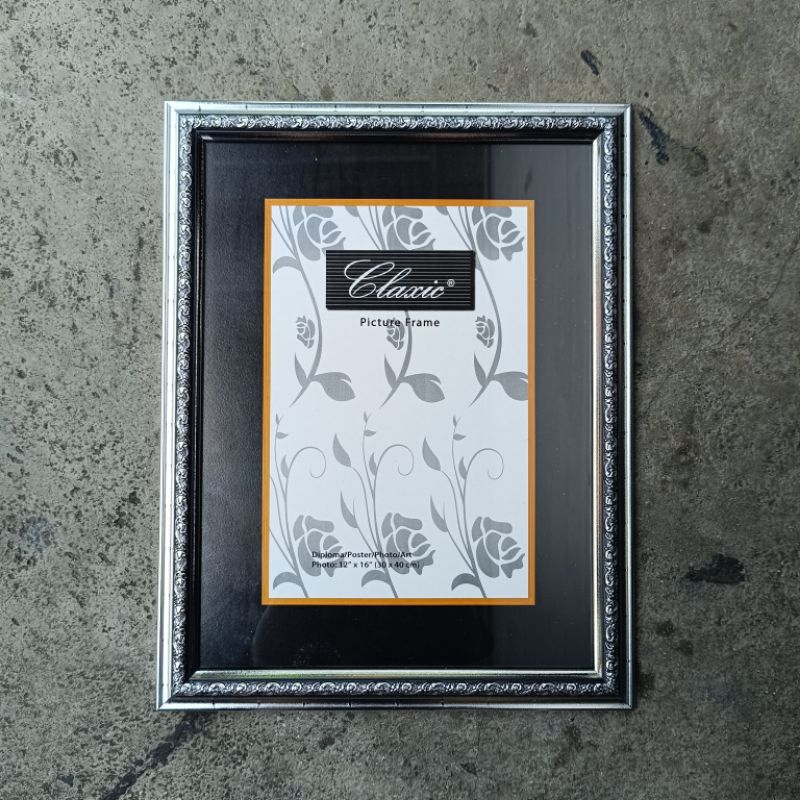 Jual Bingkai foto/frame foto/figura foto A3/12R/17R 30x40 full ukir ...