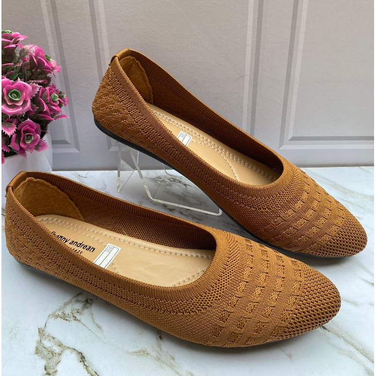 Jual Sepatu Rajut Wanita Terbaru Terlengkap & Harga Terbaru Juni 2026 ...