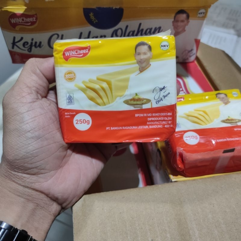 Jual Keju Cheddar Wincheez 250 Gram | Shopee Indonesia