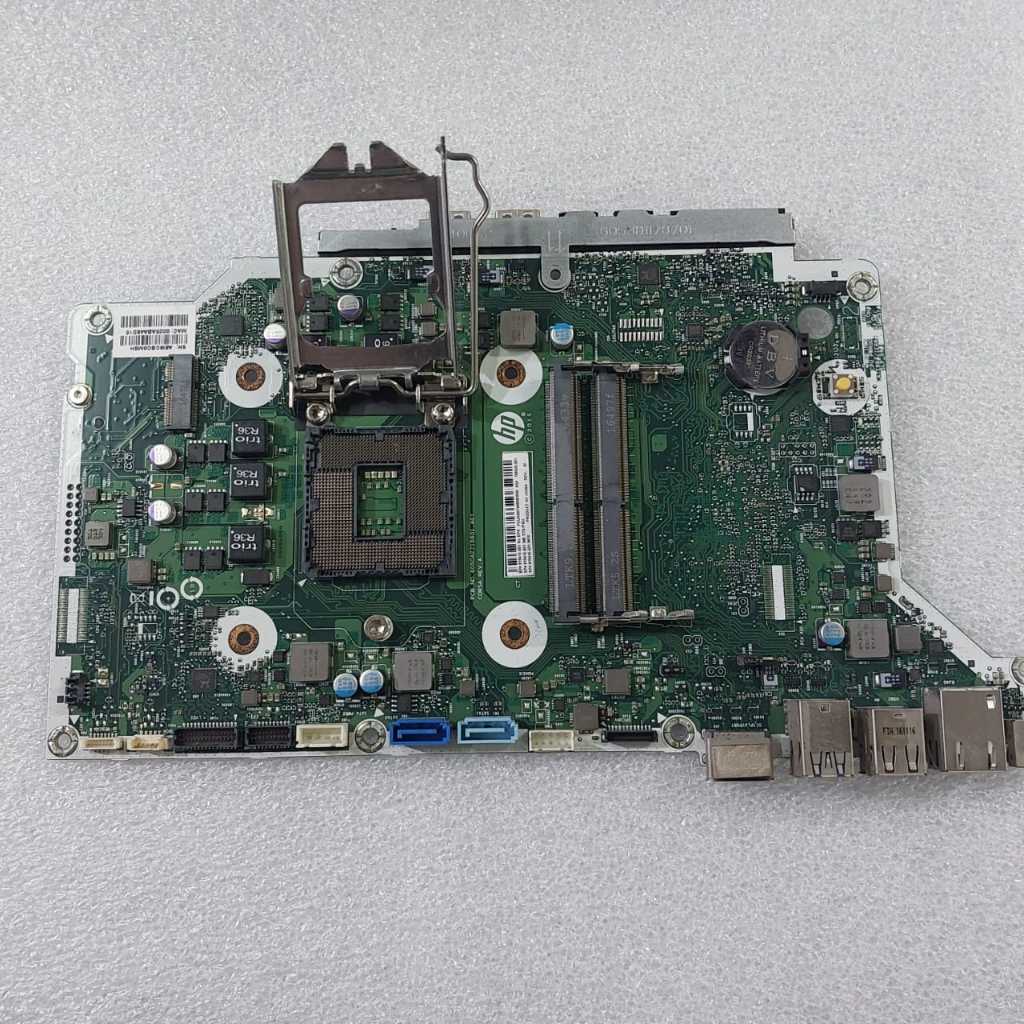 MacBook Air A1466 13" 2017 Logic Board I5 1.8GHz 8GB 820