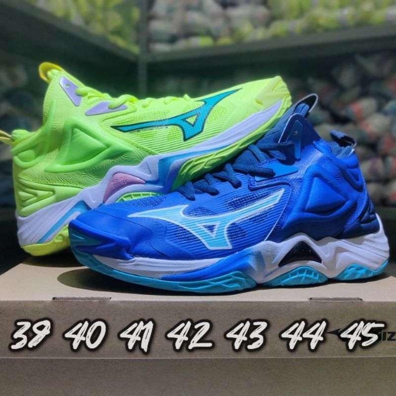 Mizuno Momentum Mid Super Premium Mizuno Wave Lightning z6 Sepatu  Voli Mizuno Momentum